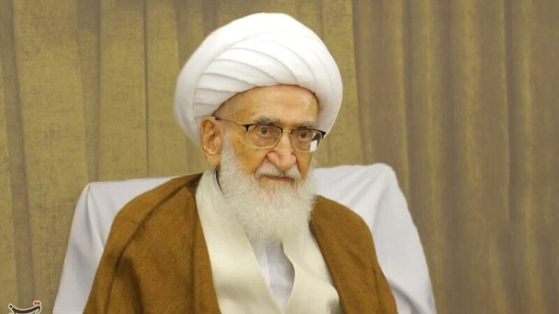 راز ماندگاری آیت‌الله یزدی(ره): چگونه دیانت و سیاست را به هم پیوند زد؟