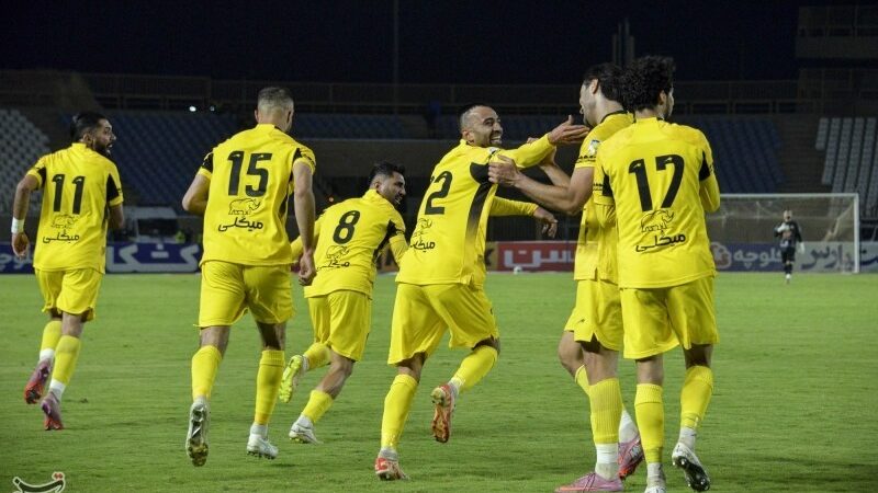 برد شگفت‌انگیز فجر سپاسی در خانه ملوان با چهار گل بی‌رحمانه!