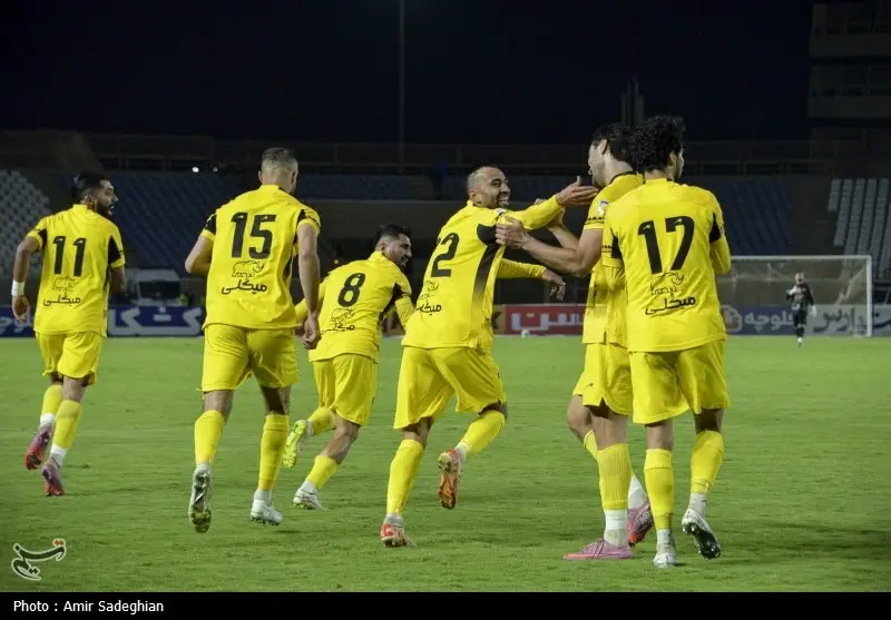 برد شگفت‌انگیز فجر سپاسی در خانه ملوان با چهار گل بی‌رحمانه!