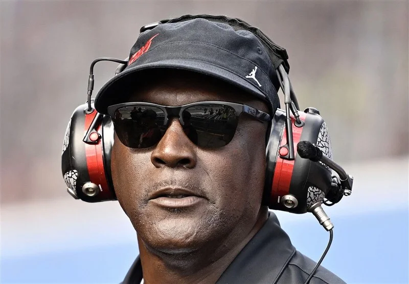 واکنش طنزآمیز مایکل جردن به رقم قرارداد راننده‌اش که همه را شوکه کرد!