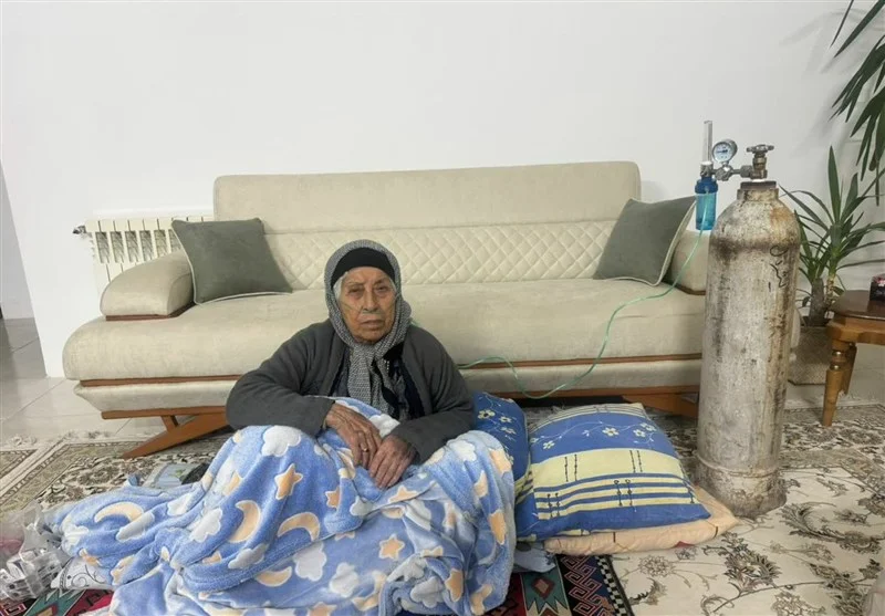 نجات معجزه‌آسای مادر ۷۸ ساله در نقطه صفر مرزی لطف‌آباد؛ تلاش نفس‌گیر خانواده برای زنده ماندن