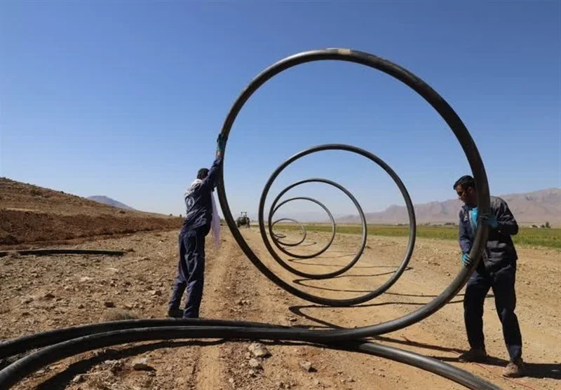 اهدای 120 کیلومتر لوله توسط خیران؛ آبرسانی به 145 روستای محروم فارس وارد فاز اجرایی شد!