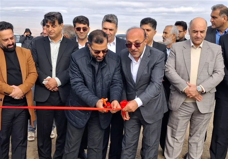 پس از یک دهه انتظار؛ گمرک منطقه ویژه اقتصادی بروجرد سرانجام افتتاح شد!