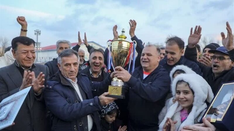 رقابت نفس‌گیر پیشکسوتان فوتبال اردبیل؛ قهرمان سرانجام مشخص شد!