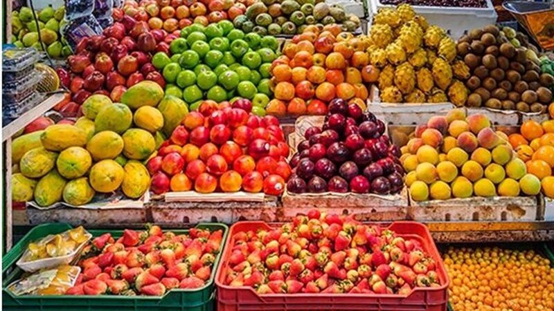 میوه‌های لوکس بازار یزد؛ خانواده‌ها در حسرت پرتقال و سیب تازه!