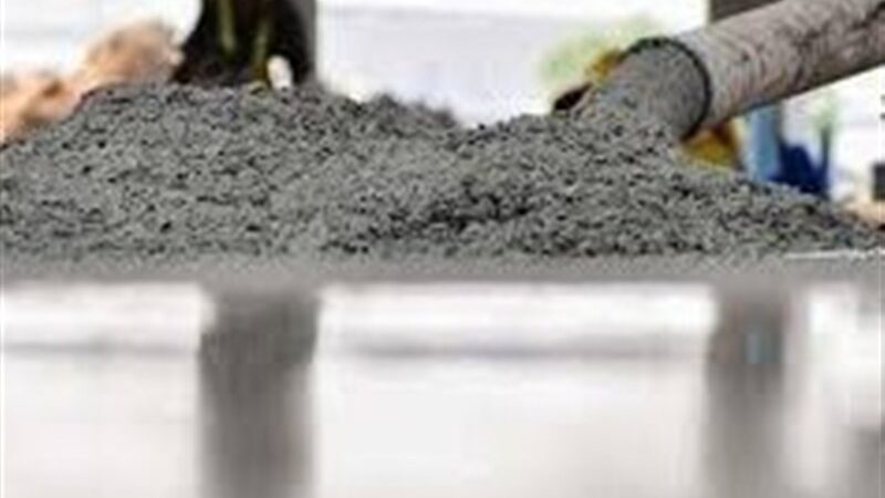 تبدیل زمین ورزشی ۳۰ ساله به کارخانه بتن؛ اهالی خان‌کندی در شوک و اعتراض!