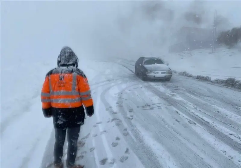 هشدار نارنجی هواشناسی در شمال؛ مسافران کدام مسیرها را ترک کنند؟