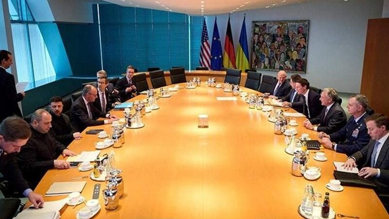 آغاز پرتنش مذاکرات اوکراین، آمریکا و اروپا در برلین؛ چه سرنوشتی در انتظار بحران است؟