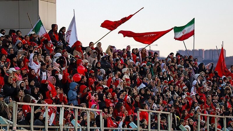 تنش‌های بی‌وقفه در دیدار تراکتور و پرسپولیس؛ چرا هیچ‌کس مهار نمی‌کند؟