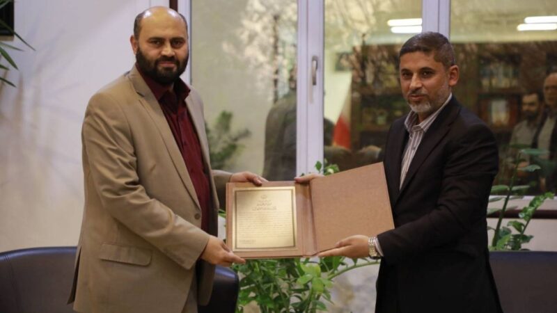 تولیت حرم امیرالمؤمنین(ع) با قدردانی ویژه از شهرداری تهران، راز موفقیت خدمت‌رسانی اربعین فاش شد!