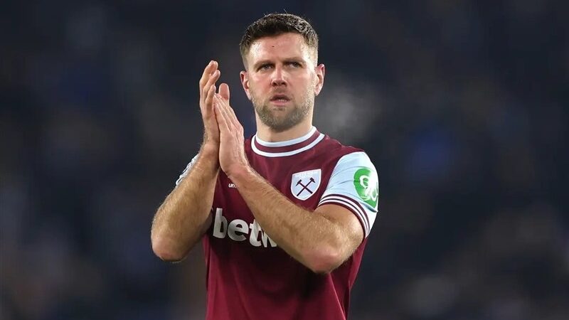 میلان به دنبال نجات خط حمله با خرید موقت نیکلاس فولکروگ تا رسیدن ولاهوویچ!