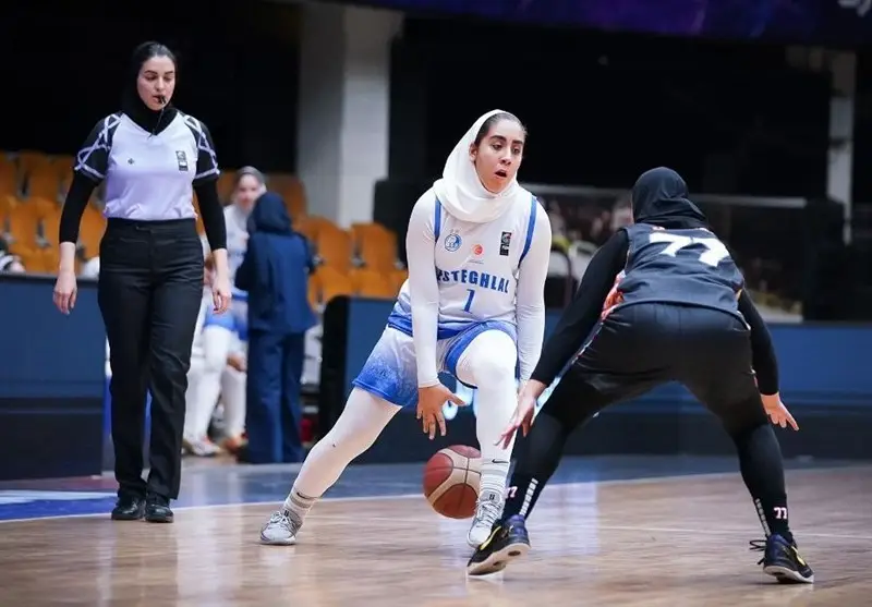 شکست سنگین استقلال مقابل گروه بهمن در لیگ برتر بسکتبال بانوان؛ مهلا عابدی ستاره میدان شد!