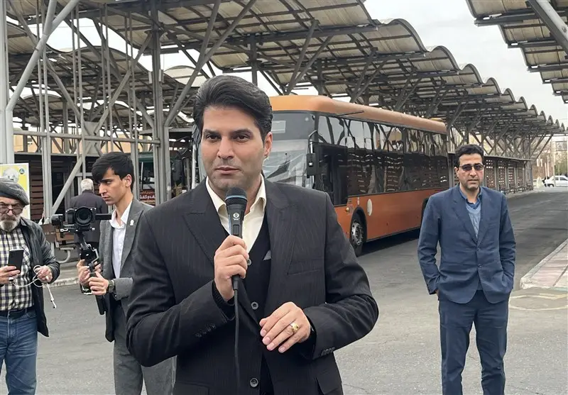 راز کاهش ترافیک و آلودگی هوای یزد فاش شد؛ حمل‌ونقل عمومی راه نجات شهر!