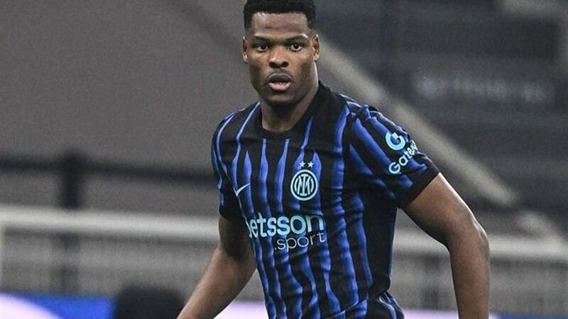 دومفریس با مصدومیت جدی ۳ ماه خانه‌نشین شد؛ اینتر به دنبال جایگزین فوری!