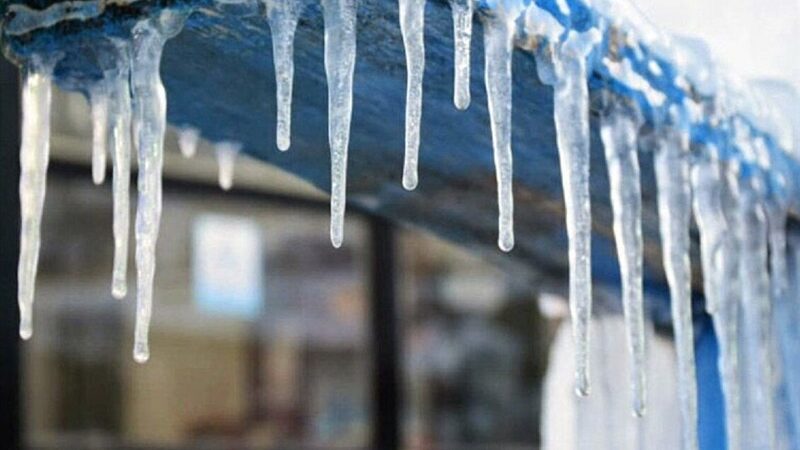 هشدار جدی هواشناسی کاشان درباره دید کم و جاده‌های لغزنده در روزهای آینده