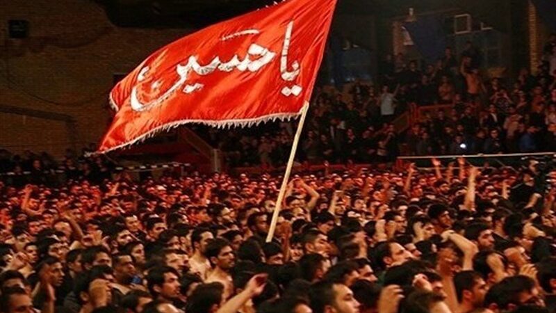 رهبر انقلاب بارها هشدار دادند: مداحی باید چراغ راه دین و انقلاب باشد، نه فقط نغمه‌ای ساده!