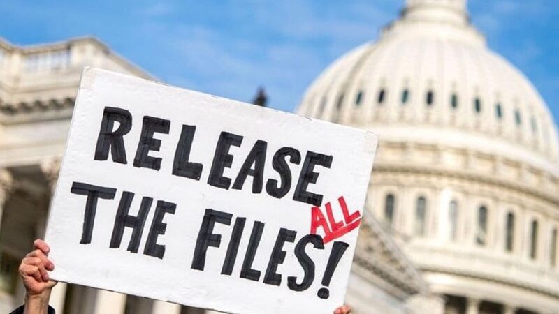 اعتراض شدید کنگره آمریکا به پنهان‌کاری وزارت دادگستری درباره پرونده جنجالی اپستین