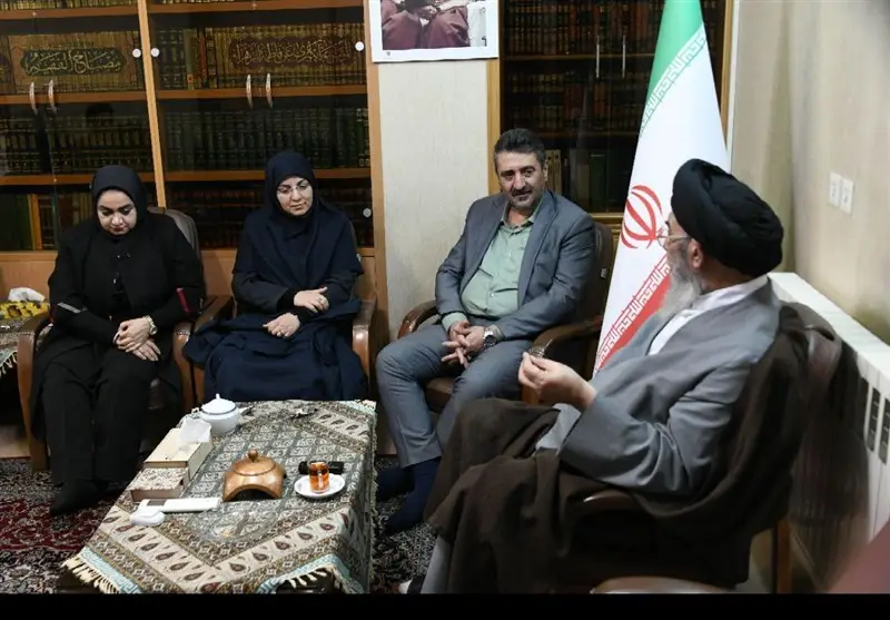 آیت‌الله طباطبایی‌نژاد: مشکلات اقتصادی ربطی به انقلاب ندارد؛ چرا گرانی‌ها برای مردم شفاف نمی‌شود؟