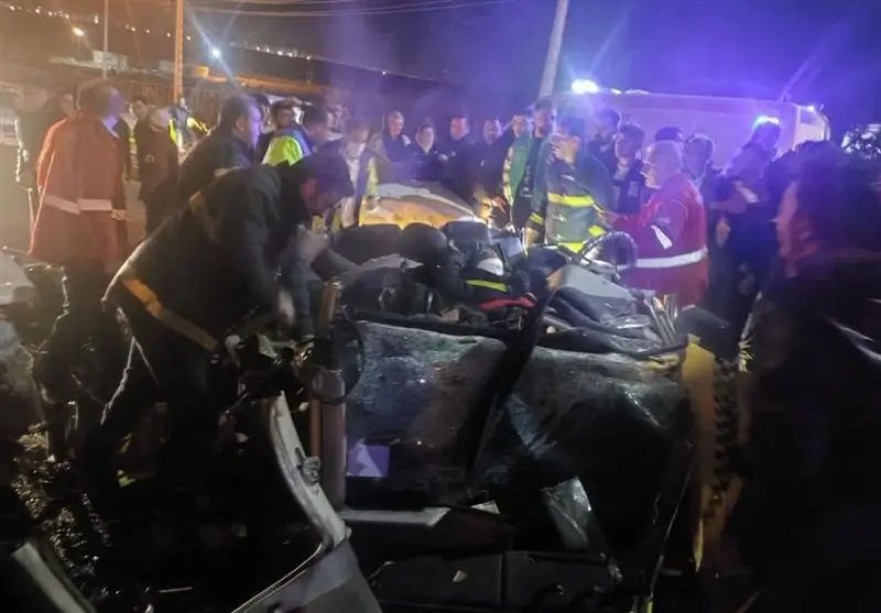 تصادف زنجیره‌ای مرگبار در سهند؛ ۲ نفر جان باختند و ۶ نفر مصدوم شدند