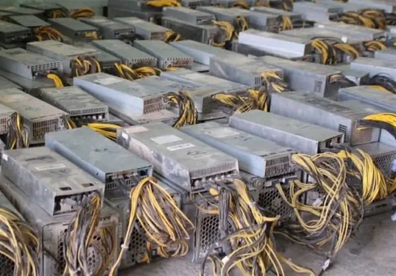 کشف حیرت‌انگیز ماینرهای 134 میلیاردی و عتیقه‌جات قاچاق در 2 عملیات ویژه