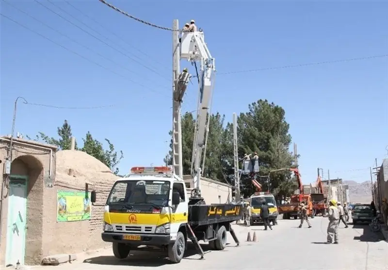 تلاش شبانه‌روزی برای حفظ پایداری برق فارس در سرمای زمستان