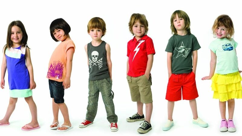 چرا خرید لباس بچه با کیفیت و قیمت مناسب، آرامش کودک شما را تضمین می‌کند؟