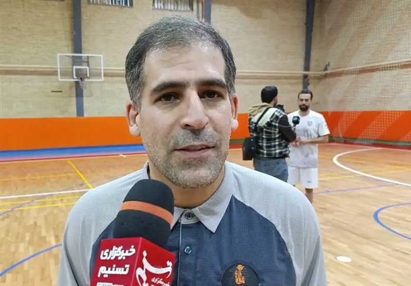 سرمربی عرشیا: باخت مقابل مس ناعادلانه بود؛ بازیکنانم باید از سختی‌ها درس بگیرند