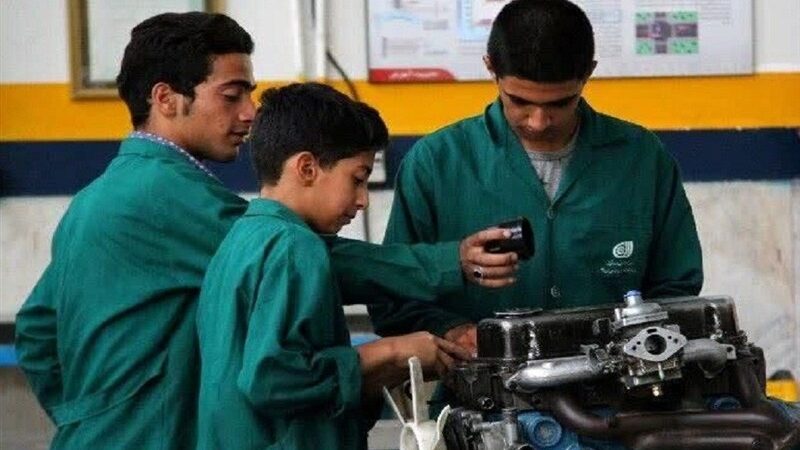 آموزش مهارتی ایران توان رقابت با چین و هند را دارد