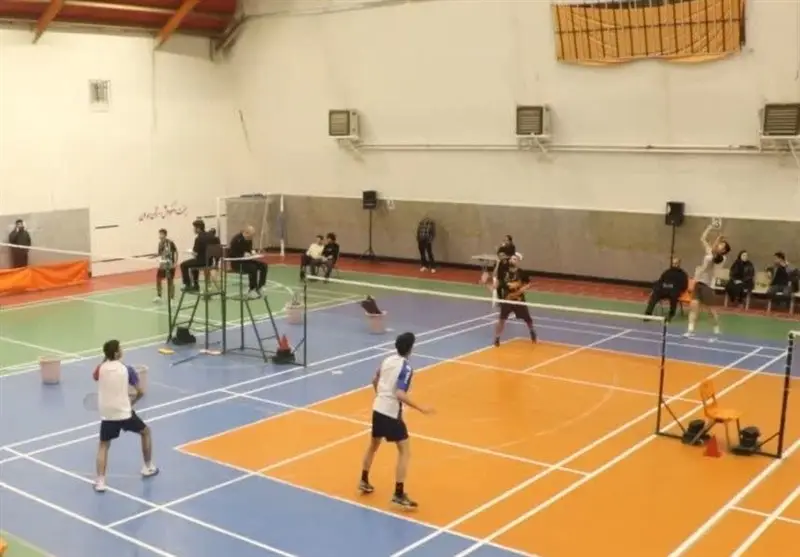 رقابت نفس‌گیر 140 بدمینتون‌باز از 22 استان در همدان؛ نبرد برای ارتقای رنکینگ کشوری!