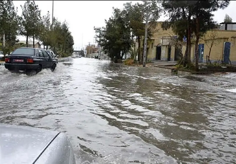 تازیانه باران و صاعقه در قشم؛ زیرساخت‌های شهری چگونه ۲۰۰ میلیارد خسارت دیدند؟