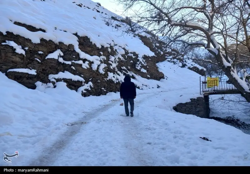 کردستان در آستانه فاجعه زمستانی؛ برف و کولاک سنگین جان جاده‌ها را تهدید می‌کند!