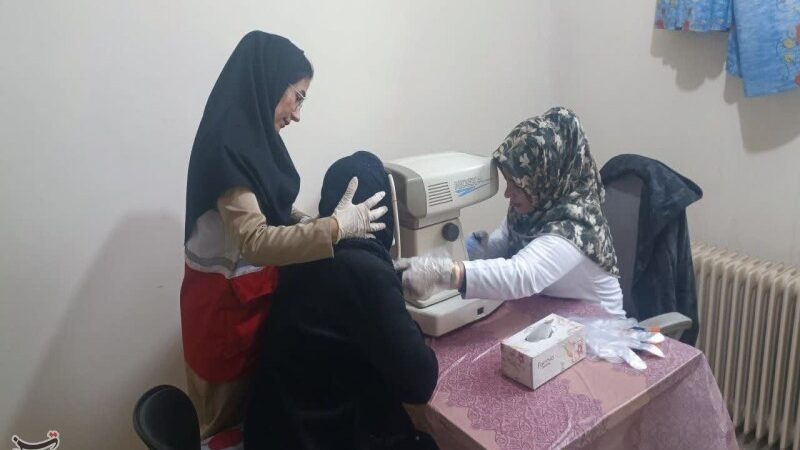 نقش بی‌بدیل اردوی جهادی سلامت در مریوان؛ 800 نفر زیر چتر درمان رایگان