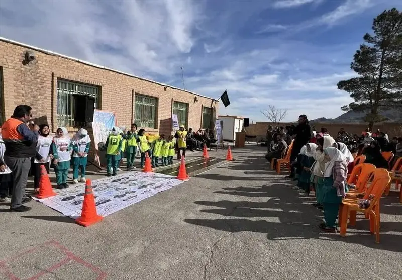 آموزش‌های حیاتی برای حفظ جان کاربران آسیب‌پذیر جاده‌ای در خراسان جنوبی؛ ۴۰ دوره برگزار شد