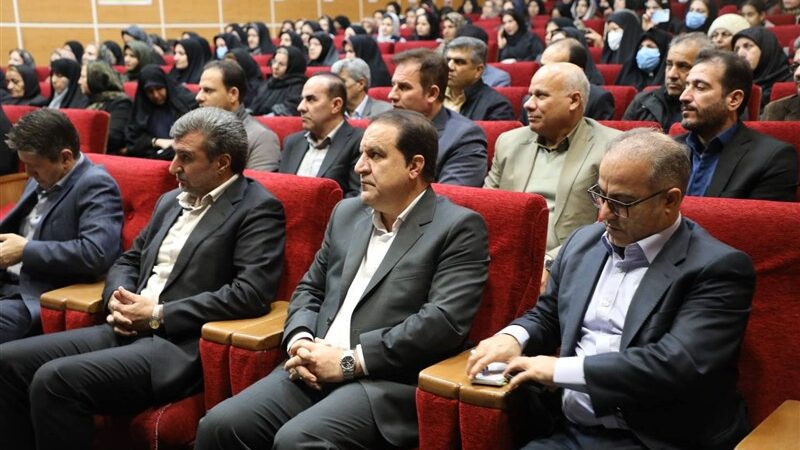 استاندار ایلام وعده تشکیل کمیته ویژه برای نجات صنعت فرش دستباف را داد