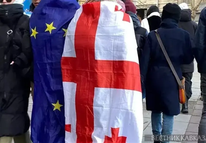 تفلیس بار دیگر در آتش اعتراضات؛ معترضان به سوی پارلمان هجوم بردند!