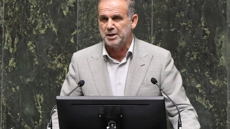 نماینده مجلس: نطق بودجه باید علمی باشد، نه تفسیر آیات قرآن!