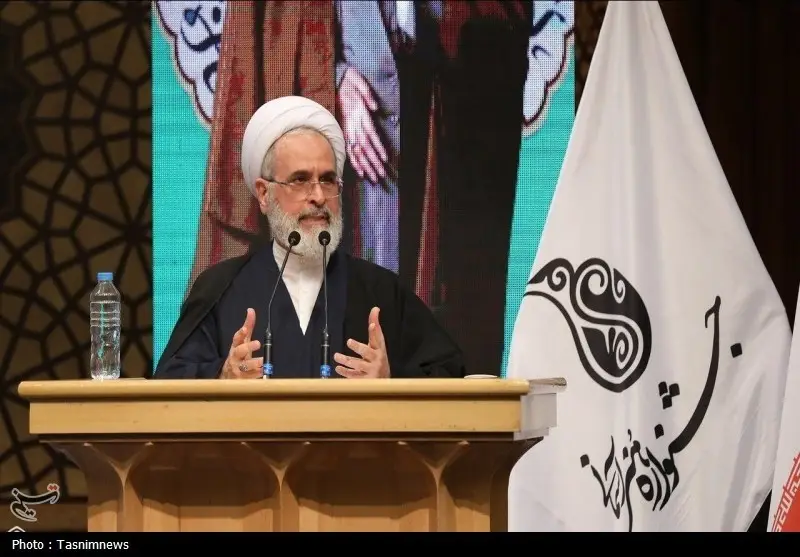 هنر دینی باید از دعا و وحی تغذیه کند و به مکتب جهانی تبدیل شود - وب‌گردی