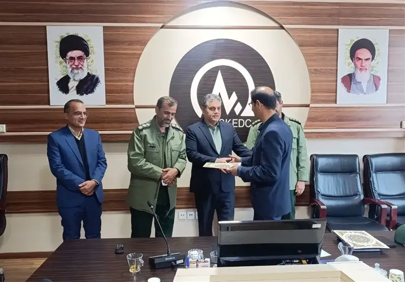 حفظ نظام تکلیف همگانی است/ اتحاد کار جهادی و امیدآفرینی نسخه عبور از چالش‌ها - وب‌گردی