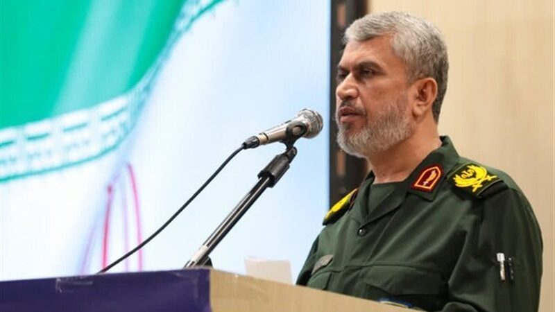 جهاد تبیین و بصیرت کلید مقابله با جنگ شناختی دشمن