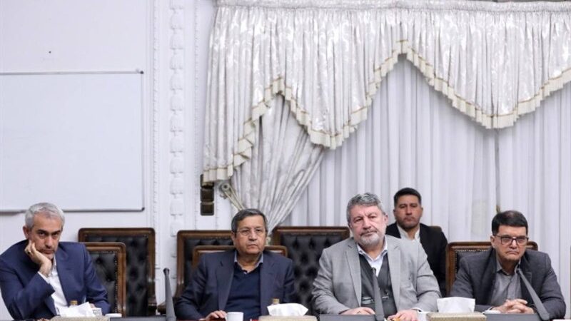 تعویق یک‌ساله فاکتور الکترونیک در جلسه اصناف با رئیس جمهور