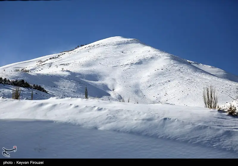 «برف» سقز را زمین‌گیر کرد