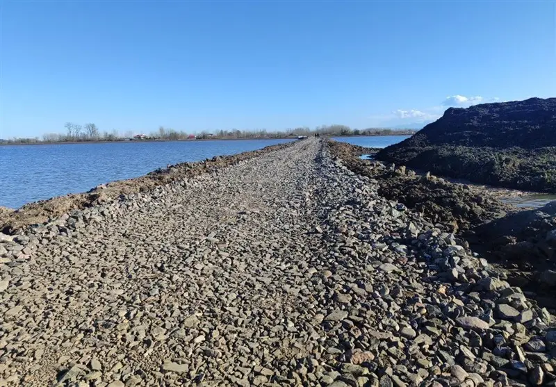 140 هکتار آب‌بندان گیلان در حال لایروبی است