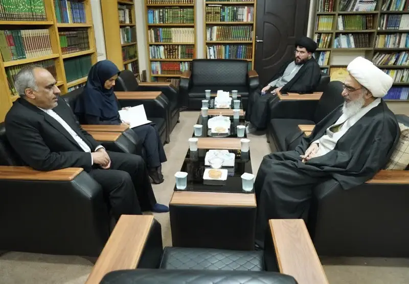 وزارت امور خارجه ستون راهبردی استقلال و پیشرفت ایران است