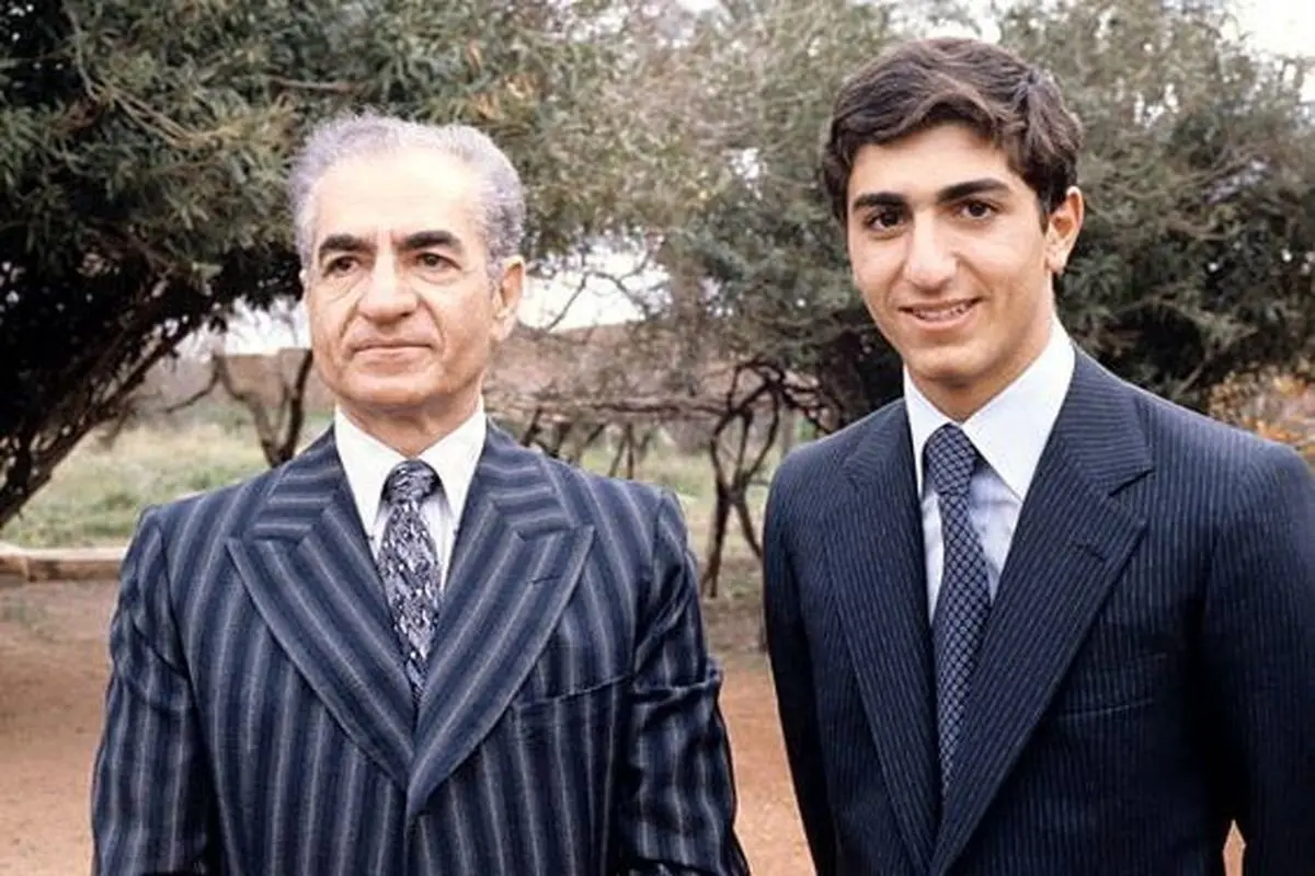 سفر در زمان  | «محمدرضا پهلوی» و بریز و بپاش هایش در جشن تولد ۴۱ سالگی در کاخ گلستان؛ سال ۱۳۳۹