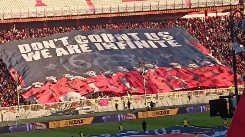 هواداران تراکتور در ورزشگاه یادگار امام، قدرت بی‌نظیر خود را به رخ کشیدند!