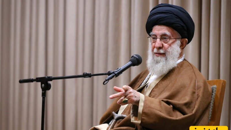 توصیه کمتر توجه شده رهبر انقلاب توسط مسئولین: یکی از مشکلات ما آویزان شدن به دلار است‎/ بازخوانی یک هشدار در روزهای افزایش قیمت ارز + ویدیو