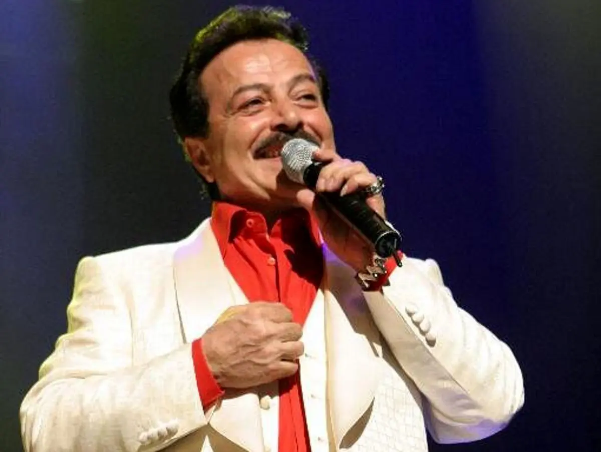 سفر به سال ۱۳۶۲؛ عروسی شاهرخ، خواننده مشهور با مهرو نیما چگونه برگزار شد؟