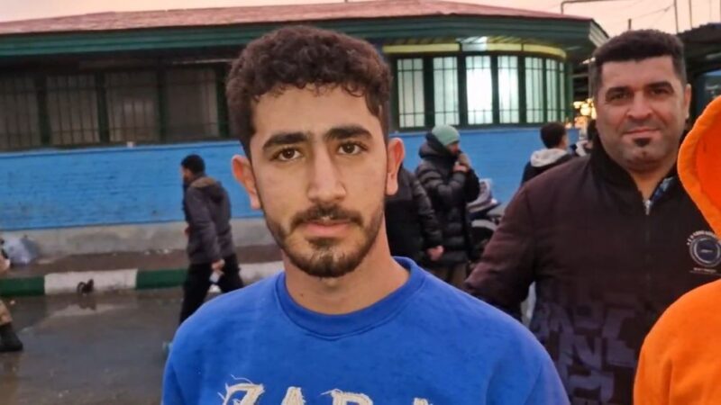 هوادار استقلال: دوست دارم عارف آقاسی در تیم بماند