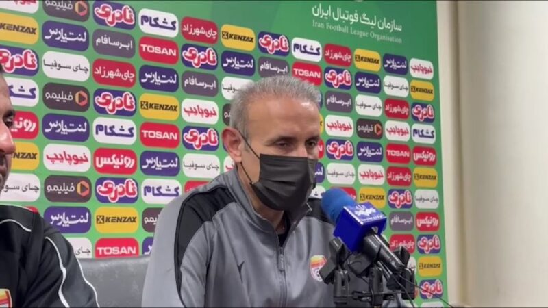 یحیی گل محمدی: بعد از اخراج بازی برای هر دو تیم سخت شد