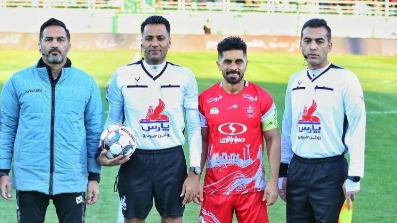 پرسش جنجالی مجری از علی خسروی درباره انتخاب داور بازی استقلال؛ چرا وحید زمانی؟